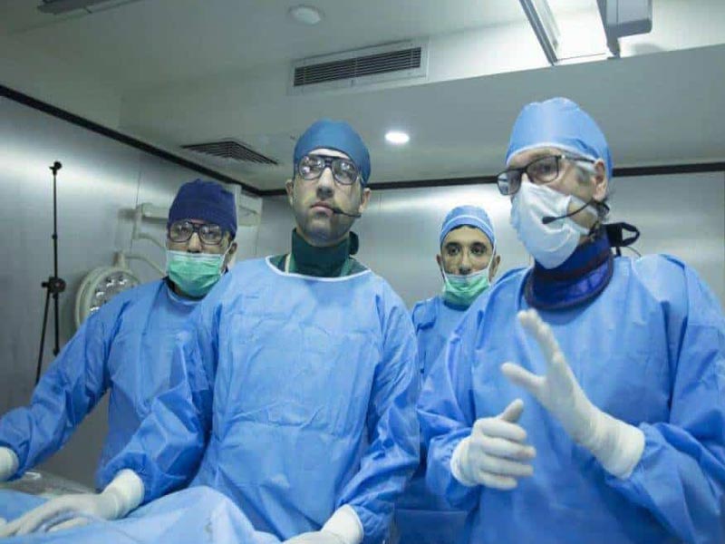 دکترحمیدرضا صنعتی متخصص جراحی قلب